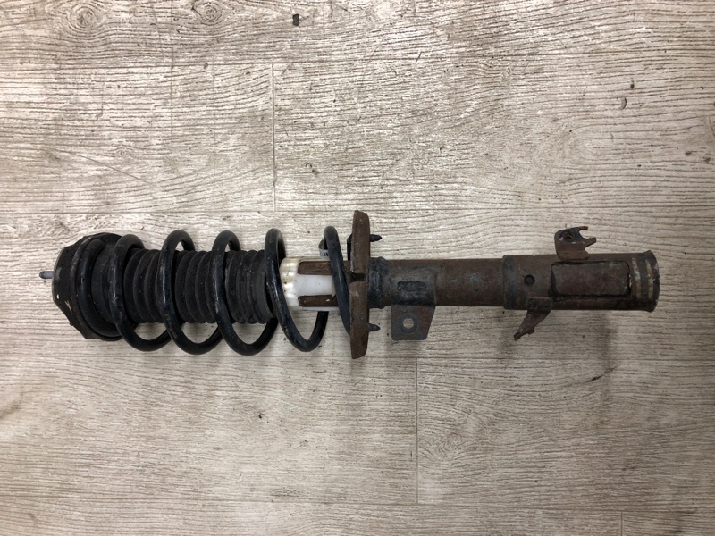 Амортизатор передний левый FORD FIESTA 08-17 CCN 1.6 HXJB