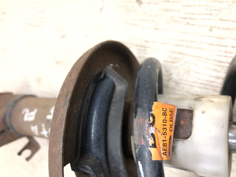 Амортизатор передний левый FIESTA 08-17 2013 CCN 1.6 HXJB