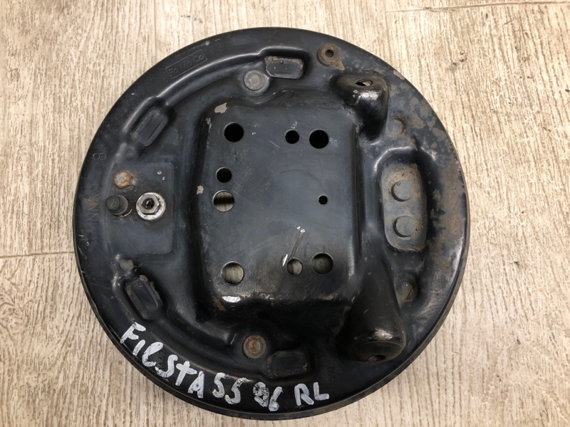 Тормозной механизм задний левый FORD FIESTA 08-17 2013 CCN 1.6 HXJB 8V5Z-2212-B Б/У