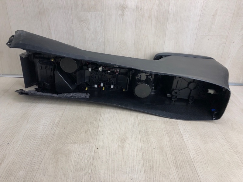 Консоль центральная RAV4 13-19 2017 ZSA42 2.0 3ZRFE