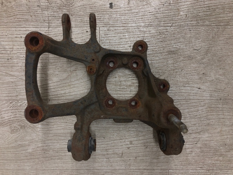 Цапфа задняя правая 3 BM 13-19 2014 BM 2.0 PE-VPS Цапфа задняя правая 3 BM 13-19 2014 BM 2.0 PE-VPS