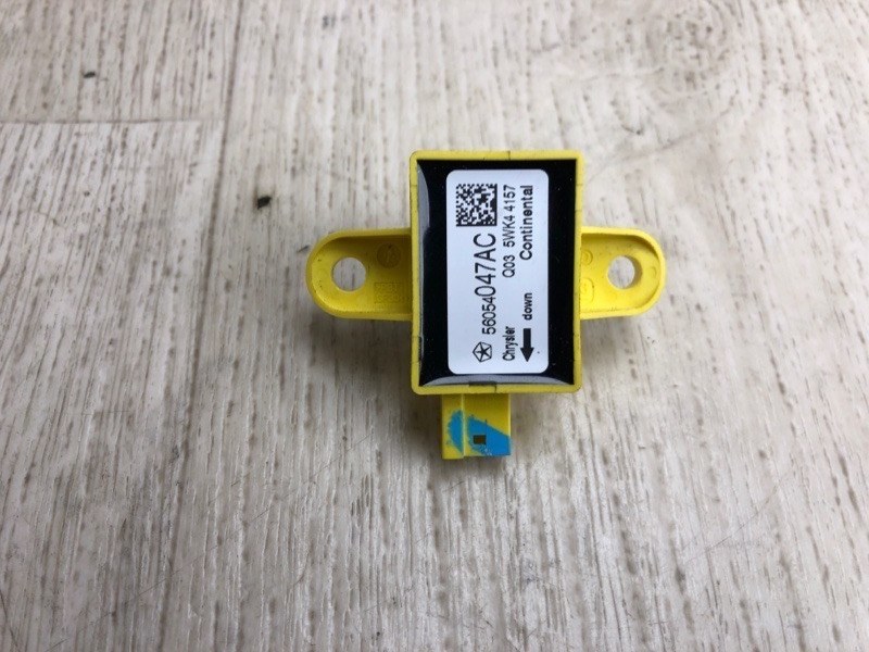 Датчик удара DODGE JOURNEY 08-20 2015 JC 3.6 ERB 56054047AB Б/У