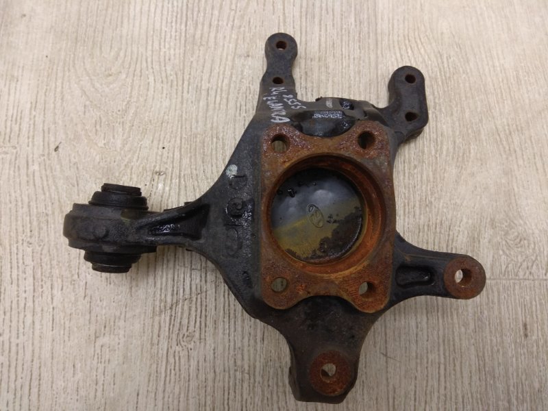 Цапфа задняя левая HYUNDAI ELANTRA HD 06-11 2007 HD 2.0 G4GC 52710-2H000 Б/У