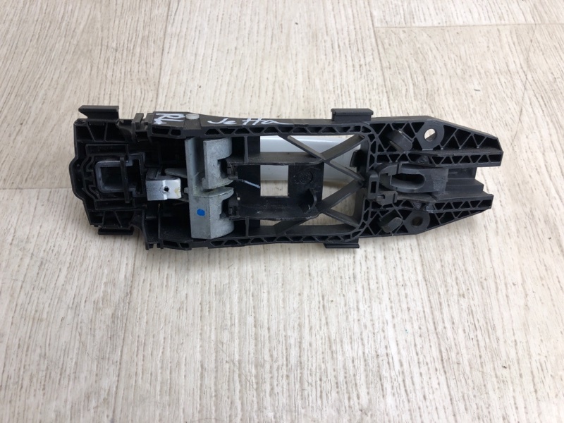 Ручка двери наружная задняя левая JETTA USA 10-17 2016 162 1.4 CZTA