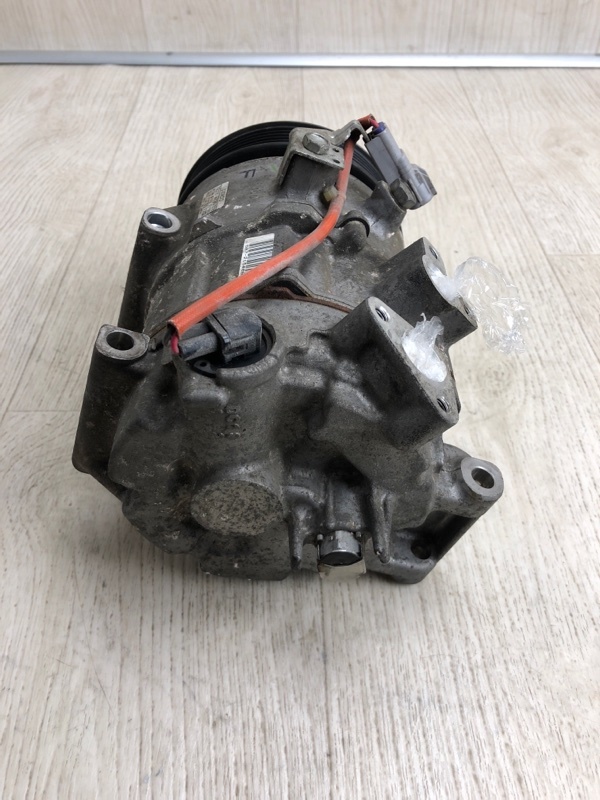 Компрессор кондиционера RAV4 13-19 2017 ZSA42 2.0 3ZRFE Компрессор кондиционера RAV4 13-19 2017 ZSA42 2.0 3ZRFE