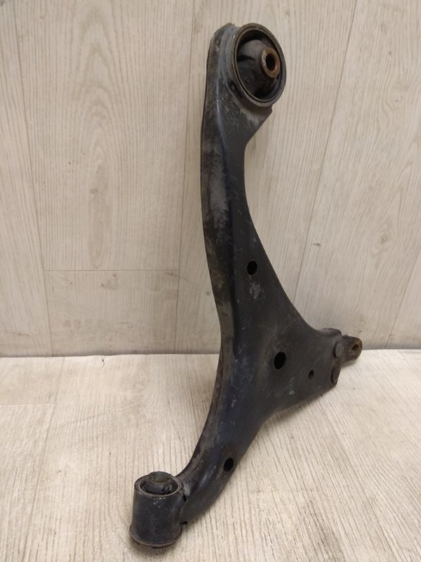 Рычаг передней подвески нижний правый HYUNDAI ELANTRA HD 06-11 HD 2.0 G4GC