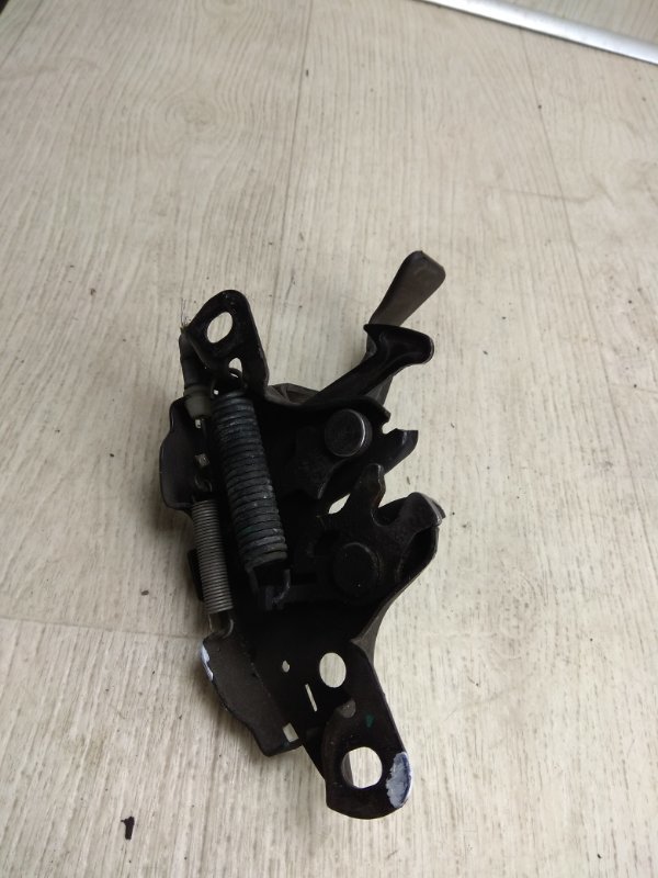 Замок капота NISSAN NV200 USA 13- M20XUS 2.0 MR20DE