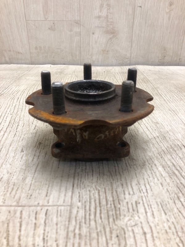 Ступица задняя RAV4 13-19 2017 ZSA42 2.0 3ZRFE