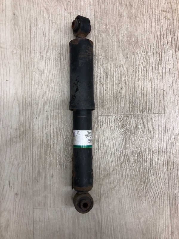 Амортизатор задний RAV4 13-19 2017 ZSA42 2.0 3ZRFE