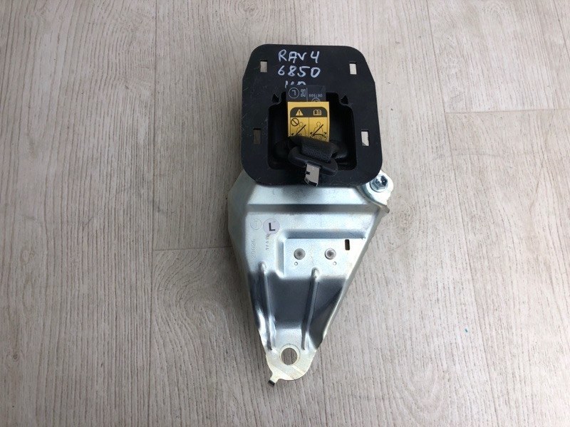 Ремень безопасности задний TOYOTA RAV4 13-19 ZSA42 2.0 3ZRFE