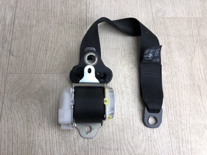 Ремень безопасности задний левый TOYOTA RAV4 13-19 2017 ZSA42 2.0 3ZRFE 73370-42211-C1 Б/У