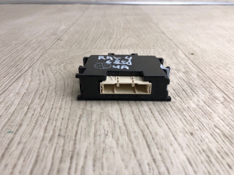 Блок электронный RAV4 13-19 2017 ZSA42 2.0 3ZRFE Блок электронный RAV4 13-19 2017 ZSA42 2.0 3ZRFE