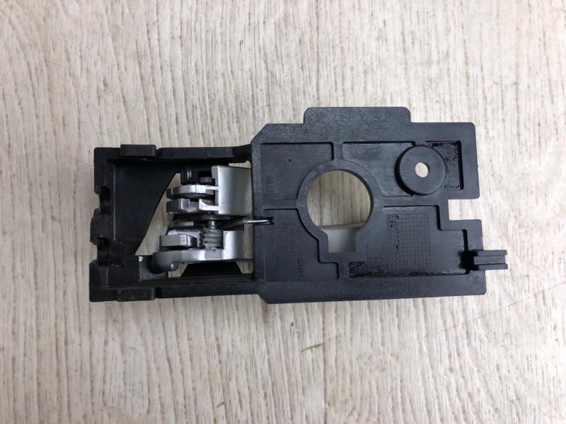 Ручка двери внутренняя передняя правая ACCENT RB 10- 2012 RB 1.6 G4FD Ручка двери внутренняя передняя правая ACCENT RB 10- 2012 RB 1.6 G4FD