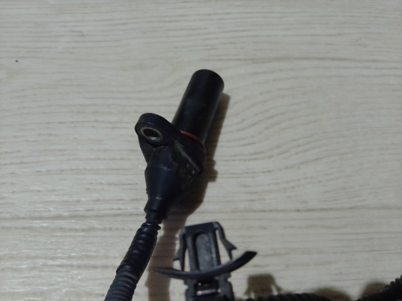 Датчик положения коленвала KIA FORTE YD 12- 2015 YD 1.8 G4NB 39180-2B000 Б/У