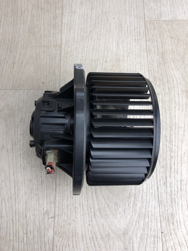 Моторчик печки ACCENT RB 10- 2012 RB 1.6 G4FD Моторчик печки ACCENT RB 10- 2012 RB 1.6 G4FD