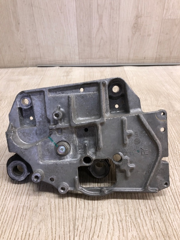 Подушка АКПП NV200 USA 13- 2020 M20XUS 2.0 MR20DE