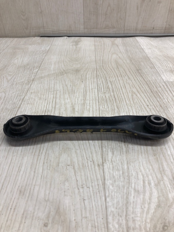 Рычаг задней подвески поперечный нижний FOCUS 10-18 2015 CB8 2.0 XQDA