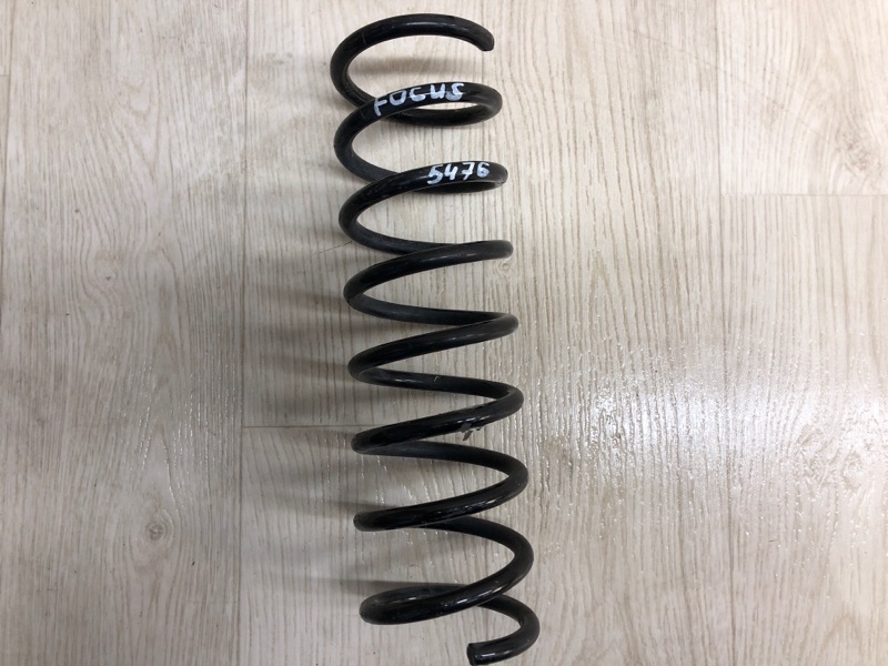 Запчасть пружина задней подвески FORD FOCUS 10-18 2015 CB8 2.0 XQDA BV6Z-5560-C Б/У Пружина задней подвески FORD FOCUS 10-18 2015 CB8 2.0 XQDA BV6Z-5560-C Б/У