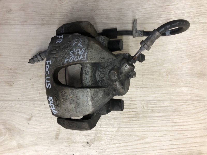 Суппорт тормозной передний правый FOCUS 10-18 2015 CB8 2.0 XQDA