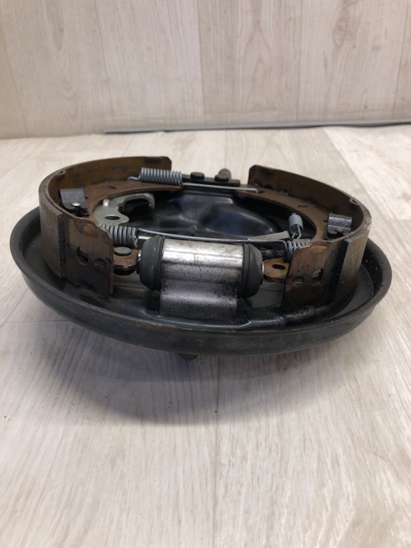 Тормозной механизм задний левый FOCUS 10-18 2015 CB8 2.0 XQDA