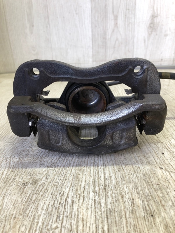 Суппорт тормозной передний правый HYUNDAI ACCENT RB 10- RB 1.6 G4FD Суппорт тормозной передний правый HYUNDAI ACCENT RB 10- RB 1.6 G4FD