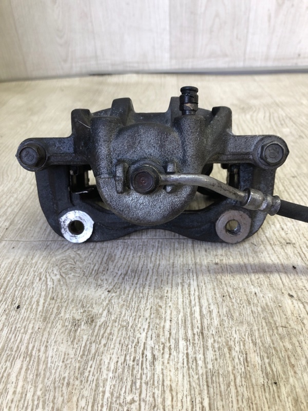 Суппорт тормозной передний правый ACCENT RB 10- 2012 RB 1.6 G4FD Суппорт тормозной передний правый ACCENT RB 10- 2012 RB 1.6 G4FD