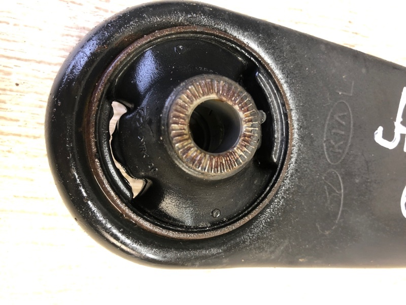 Рычаг передней подвески нижний левый ACCENT RB 10- 2012 RB 1.6 G4FD