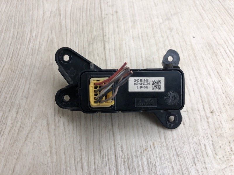 Блок кнопок торпедо левый KIA OPTIMA JF 15-20 JF 2.4 G4KJ Блок кнопок торпедо левый KIA OPTIMA JF 15-20 JF 2.4 G4KJ