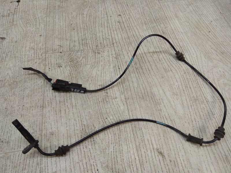 Датчик ABS задний правый CHRYSLER 200 14-16 2016 UF 2.4 ED6 68155899AB Б/У