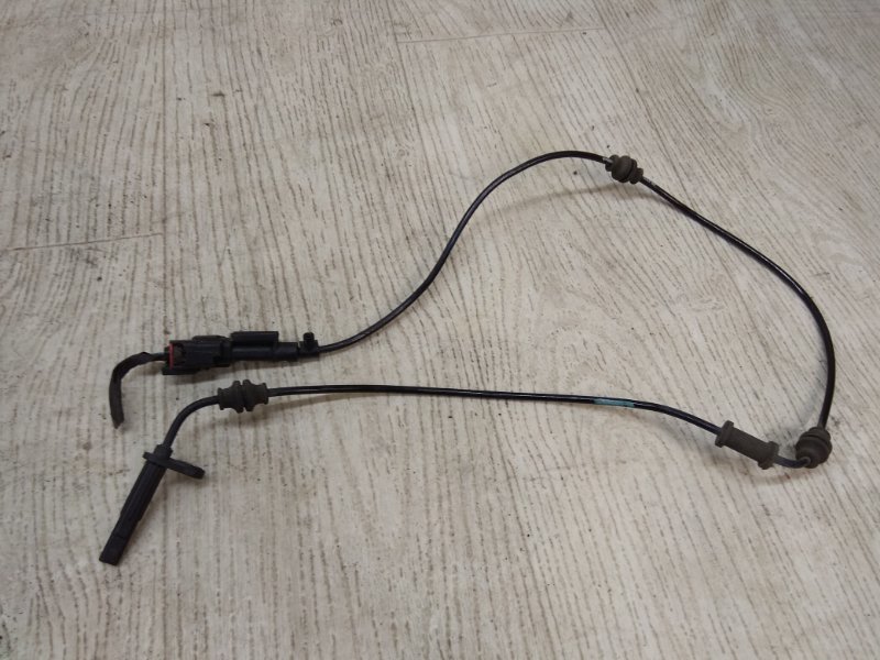 Датчик ABS задний левый CHRYSLER 200 14-16 2016 UF 2.4 ED6 68155899AB Б/У