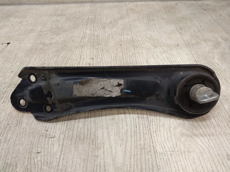 Рычаг задней подвески продольный правый 200 14-16 2016 UF 2.4 ED6