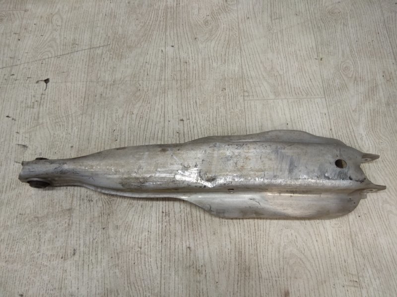 Рычаг задней подвески поперечный нижний CHRYSLER 200 14-16 2016 UF 2.4 ED6 68200065AC Б/У