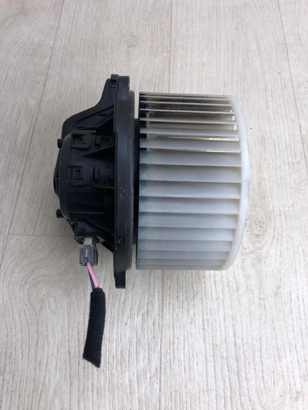 Моторчик печки OPTIMA JF 15-20 2016 JF 2.4 G4KJ