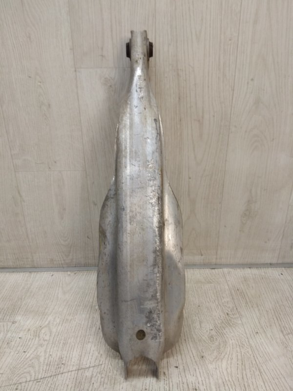 Рычаг задней подвески поперечный нижний CHRYSLER 200 14-16 UF 2.4 ED6