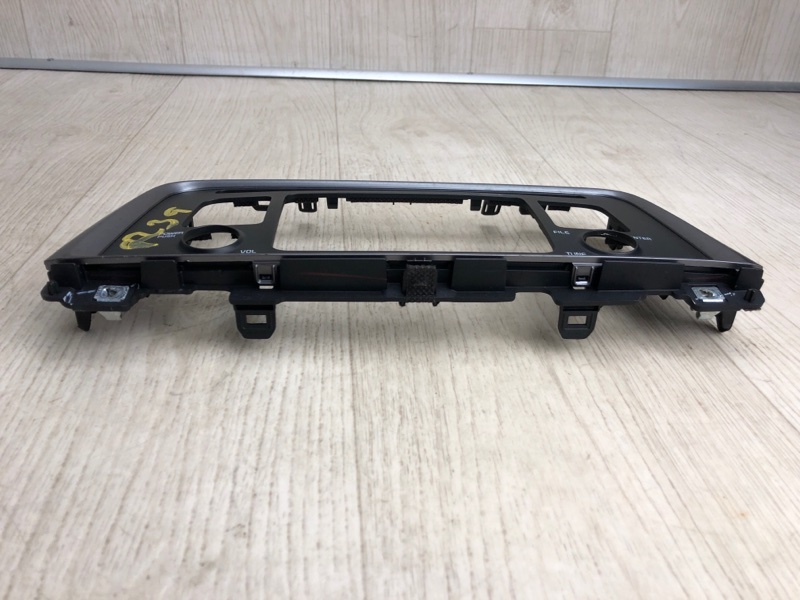 Накладка торпедо под магнитолу OPTIMA JF 15-20 2016 JF 2.4 G4KJ