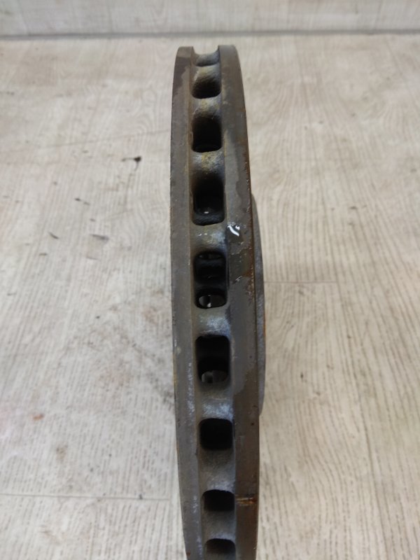 Тормозной диск передний CHRYSLER 200 14-16 UF 2.4 ED6