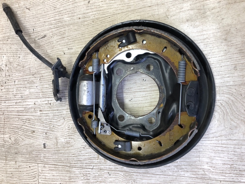 Тормозной механизм задний левый FOCUS 10-18 2017 CB8 2.0 XQDA