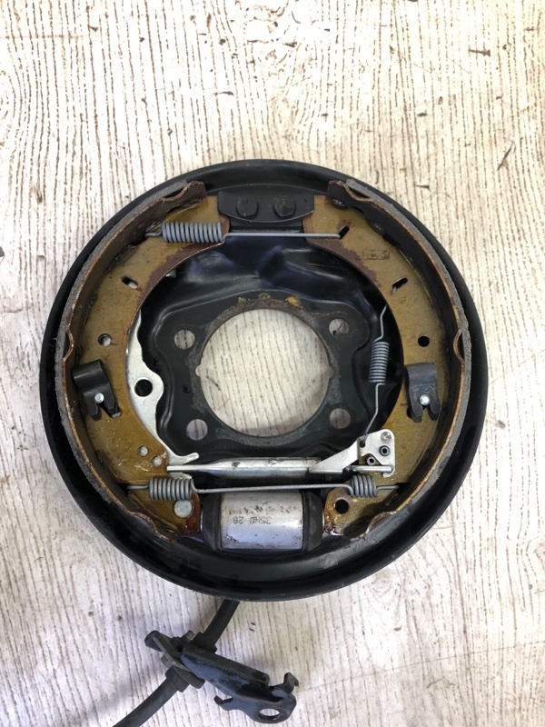 Тормозной механизм задний левый FORD FOCUS 10-18 CB8 2.0 XQDA