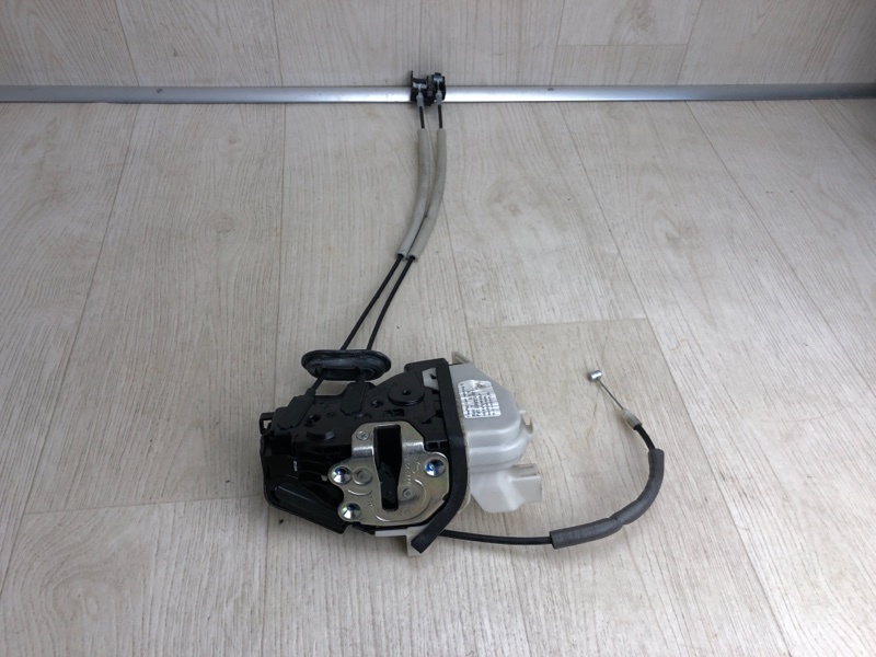 Замок двери передний правый KIA OPTIMA JF 15-20 2016 JF 2.4 G4KJ 81325-D5010 Б/У