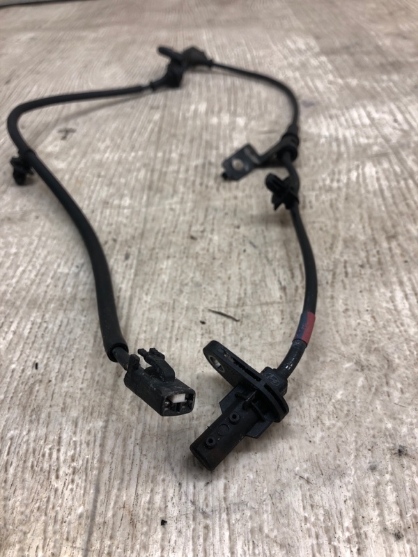 Датчик ABS передний правый SONATA LF 2014- 2015 LF 2.4 G4KJ Датчик ABS передний правый SONATA LF 2014- 2015 LF 2.4 G4KJ