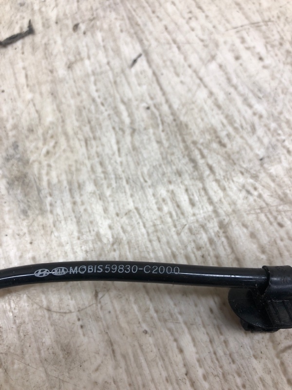 Датчик ABS передний правый HYUNDAI SONATA LF 2014- LF 2.4 G4KJ Датчик ABS передний правый HYUNDAI SONATA LF 2014- LF 2.4 G4KJ