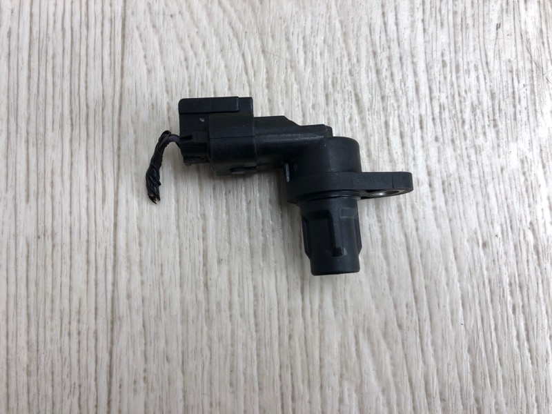 Датчик положения распредвала FORD FIESTA 08-17 2013 CCN 1.6 HXJB BE8Z-6B288-A Б/У