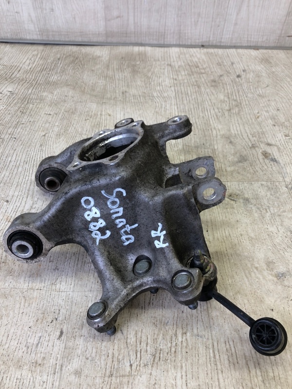 Цапфа задняя правая HYUNDAI SONATA LF 2014- LF 2.4 G4KJ