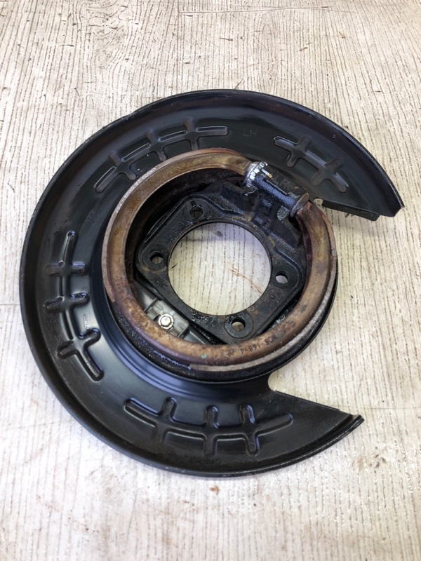 Тормозной механизм задний левый HYUNDAI SONATA LF 2014- 2015 LF 2.4 G4KJ 58250-C1100 Б/У