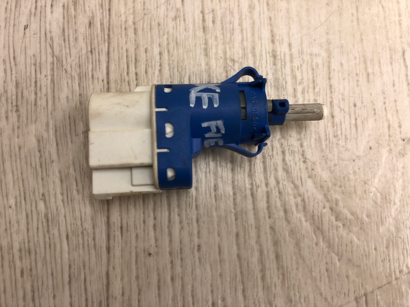 Датчик положения педали тормоза FORD FIESTA 08-17 2013 CCN 1.6 HXJB AA6Z-9C888-A Б/У