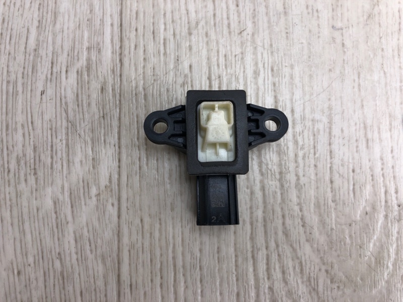 Датчик удара FORD FIESTA 08-17 CCN 1.6 HXJB Датчик удара FORD FIESTA 08-17 CCN 1.6 HXJB