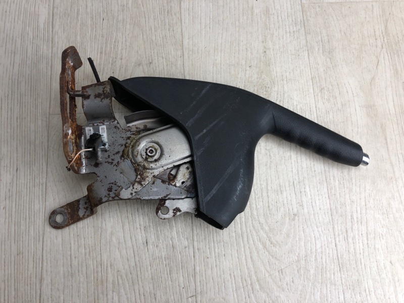 Рычаг стояночного тормоза FORD FIESTA 08-17 2013 CCN 1.6 HXJB AE8Z-2780-AA Б/У