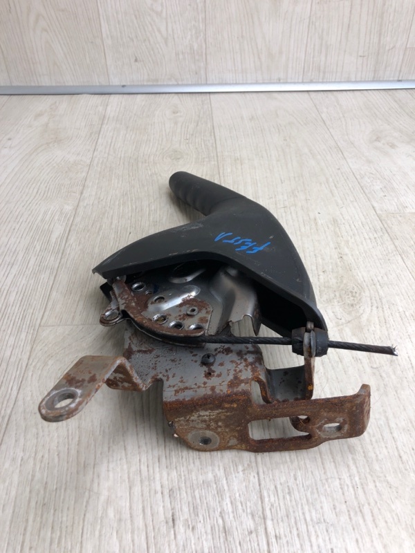 Рычаг стояночного тормоза FIESTA 08-17 2013 CCN 1.6 HXJB