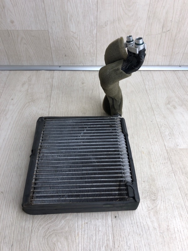 Испаритель кондиционера FIESTA 08-17 2013 CCN 1.6 HXJB