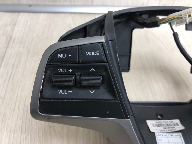 Кнопки на руль ELANTRA AD 16- 2016 AD 2.0 G4NH